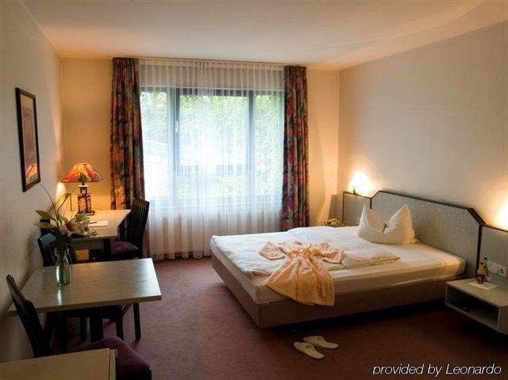 City Hotel Fortuna Reutlingen Oda fotoğraf